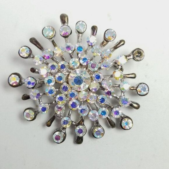 Vintage Big Sparkly Rhinestone Brooch, Silver Tone Radiant Starburst Design Pin - Picture 7 of 7